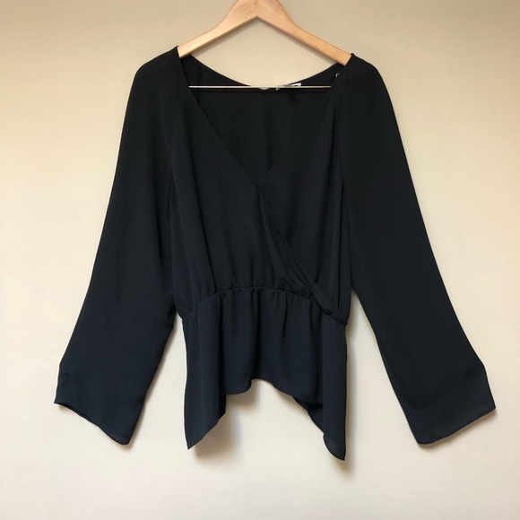 Leith Tops - 🌻4/$25 SALE!🌻 Leith | Faux Wrap V-Neck Blouse